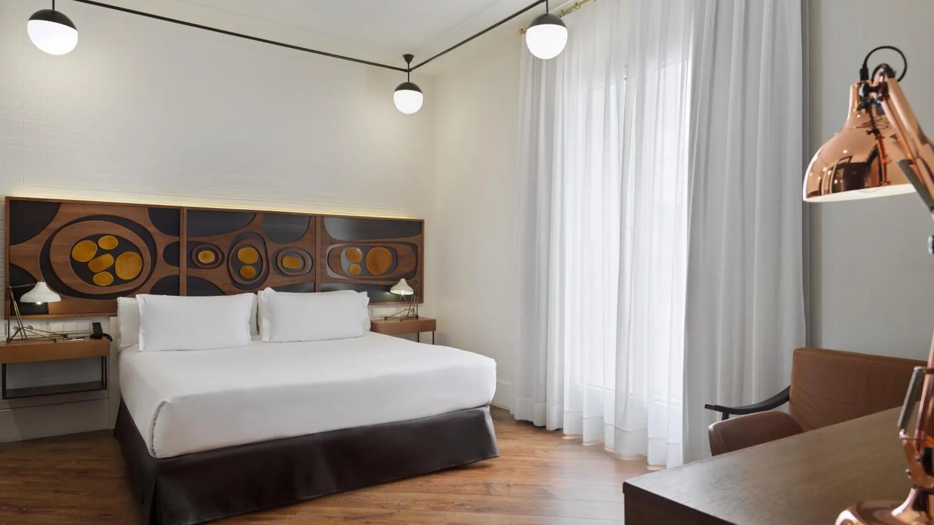 ****  H10 Metropolitan 4* Sup Hotel Barcelona Spain